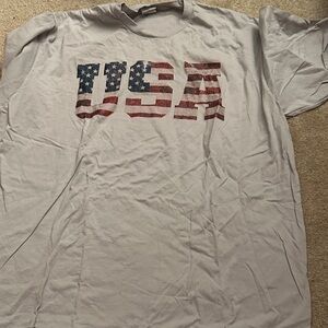 USA Flag Graphic Men's T-Shirt - White